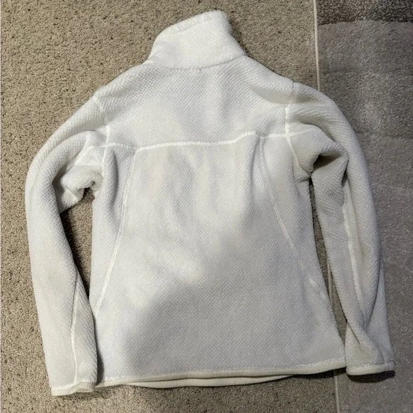 Patagonia 1/4 zip - Picture 4 of 4